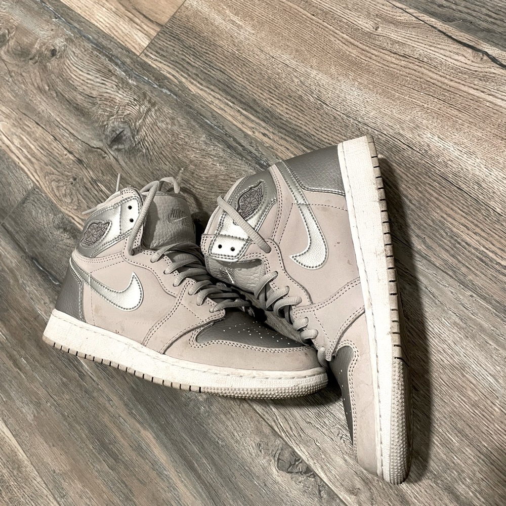 Nike Air Jordan 1 Grey and Silver